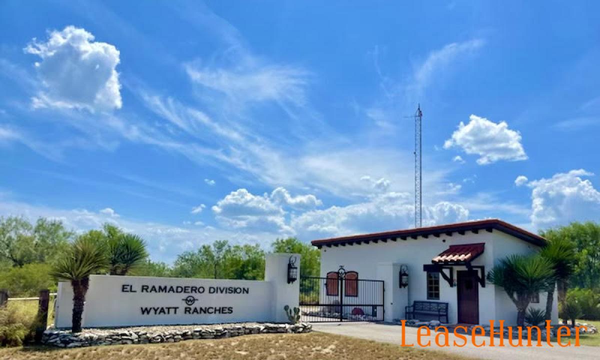 El Ramadero Division Gatehouse